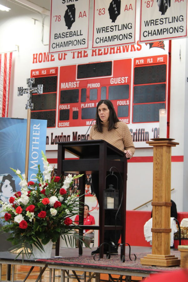 Ms. Dunneback closed the Catholic Schools Week mass by encouraging the community to come together during this eventful week.