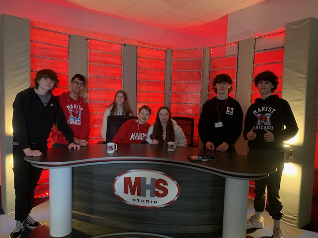 The+cast+and+crew+of+the+MHS+newscast+January+26